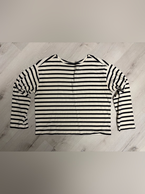 Everlane Tops - Everlane striped long sleeve